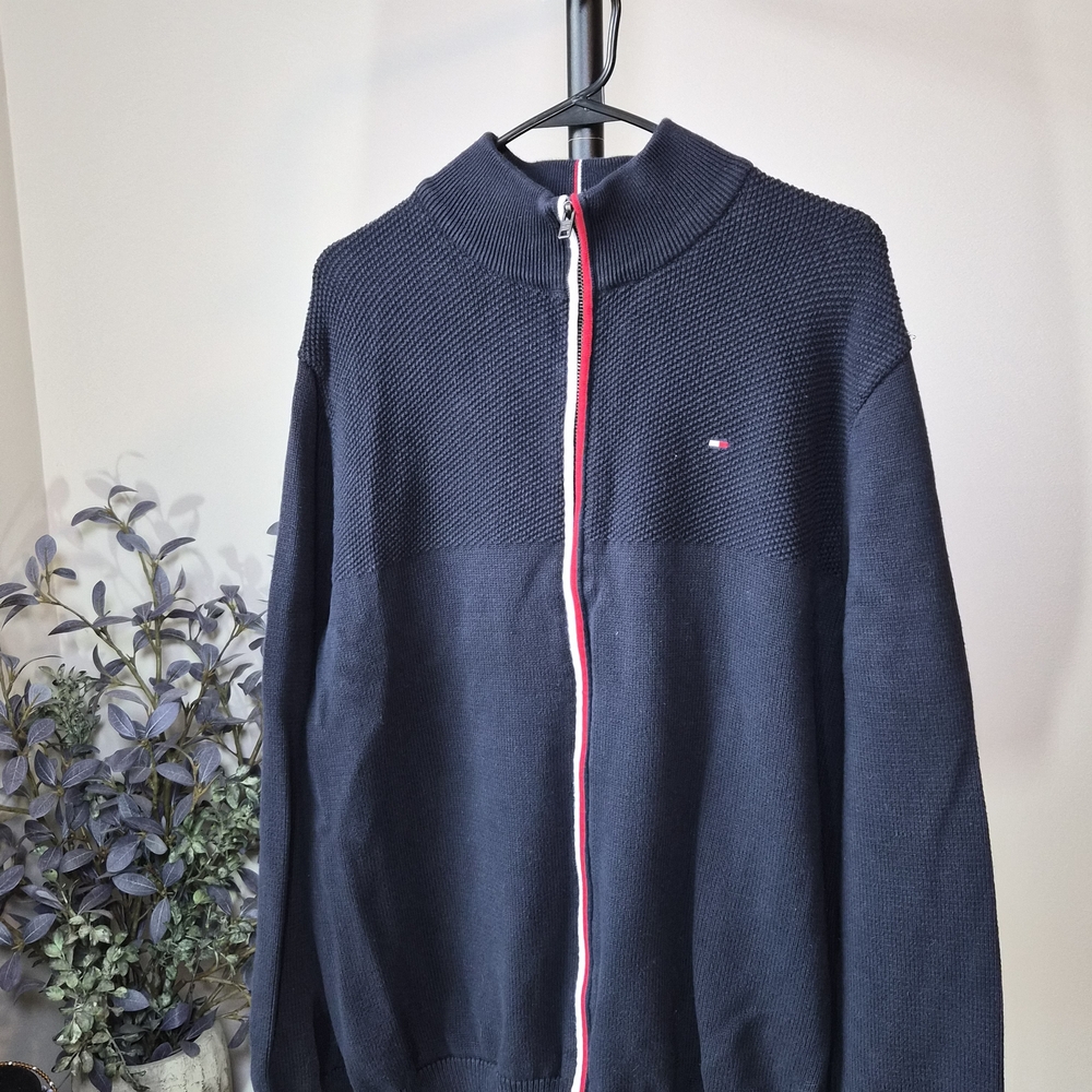 Tommy Hilfiger Men's Navy Sweater